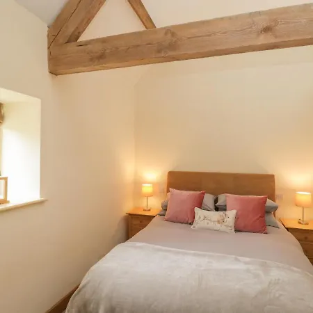 The Dove Barn Tatil Evi